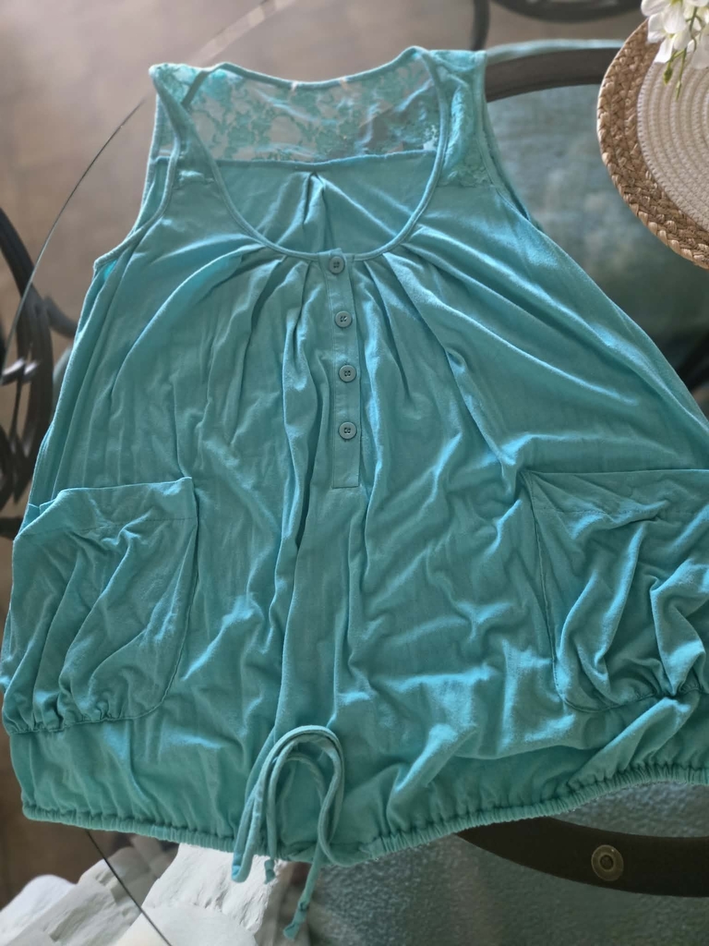 Women’s Teal Lace-Back Sleeveless Tank Top